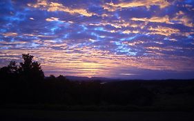 Tinaroo Sunset Retreat